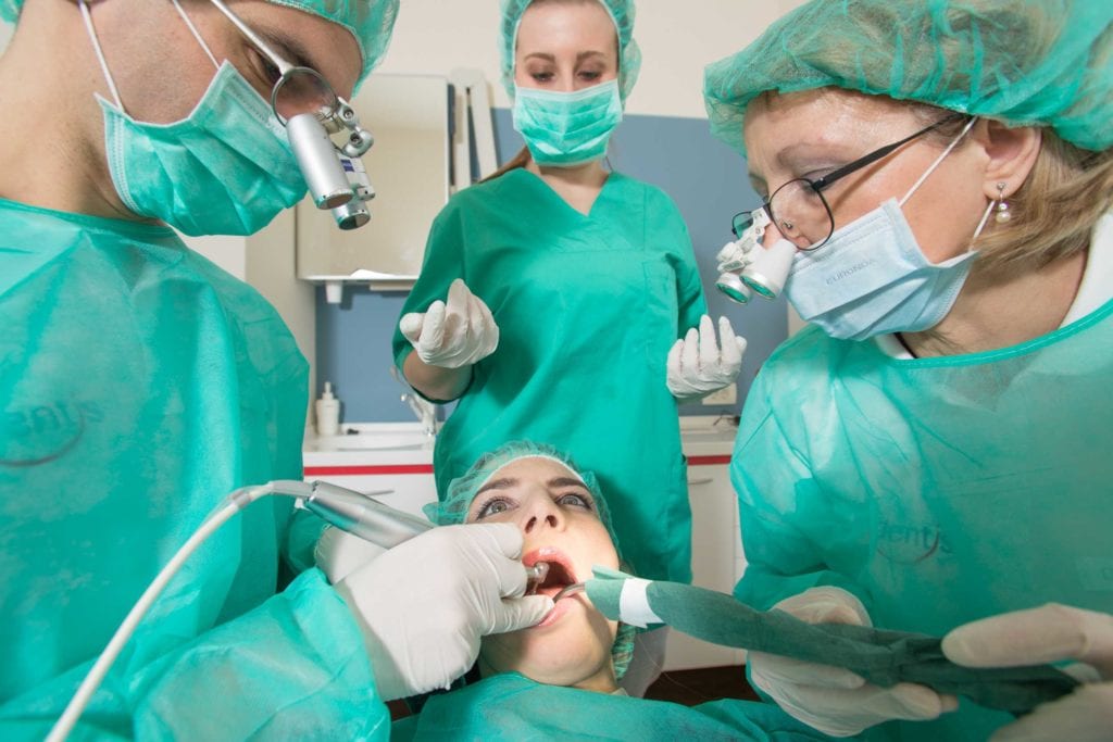 oralna kirurgija zagreb
